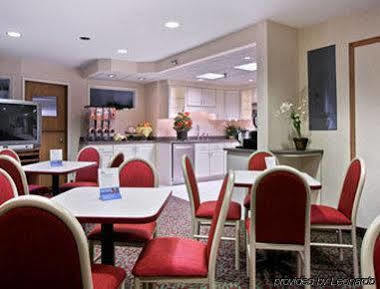 Days Inn By Wyndham Ames Extérieur photo